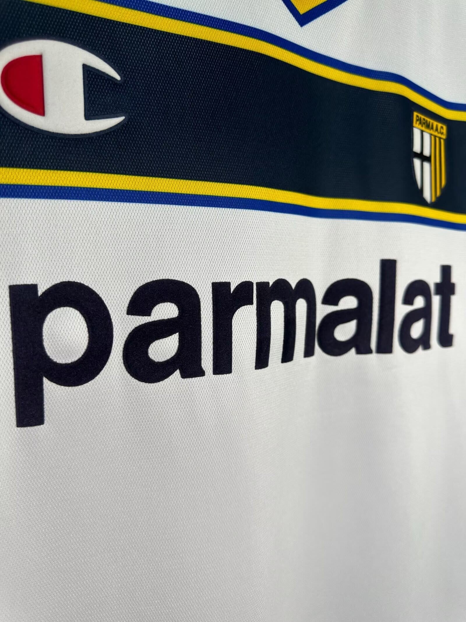 2002/03 Parma away long sleeved