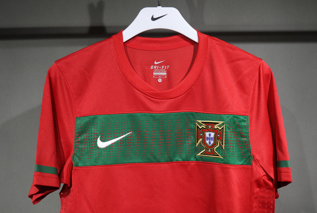 2010 World Cup Portugal home player edition